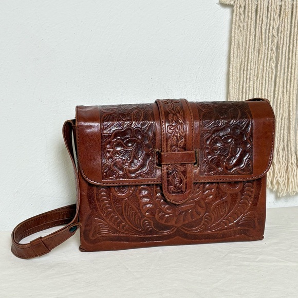 Vintage Handmade Mexico Tooled Leather Floral Boho Bag Purse Butterflies Rose - Picture 15 of 16